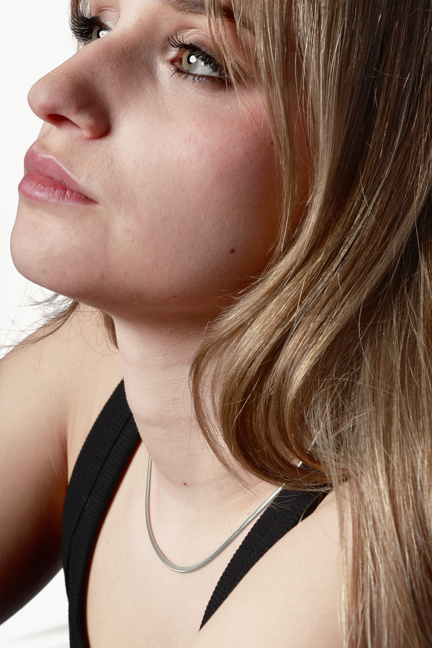 COLLAR NAIRA PLATA