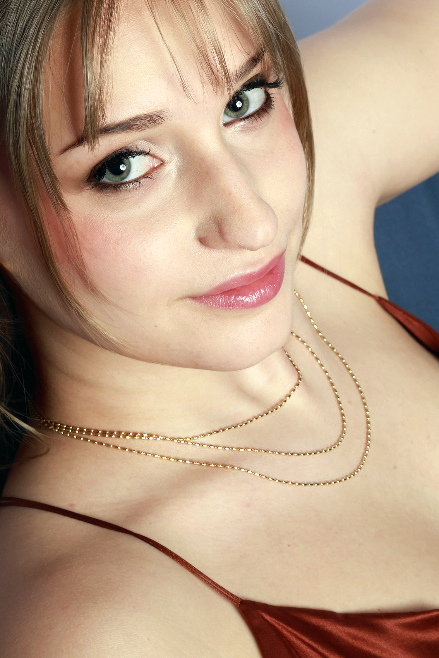 TRIPLE ESSENTIAL NECKLACE