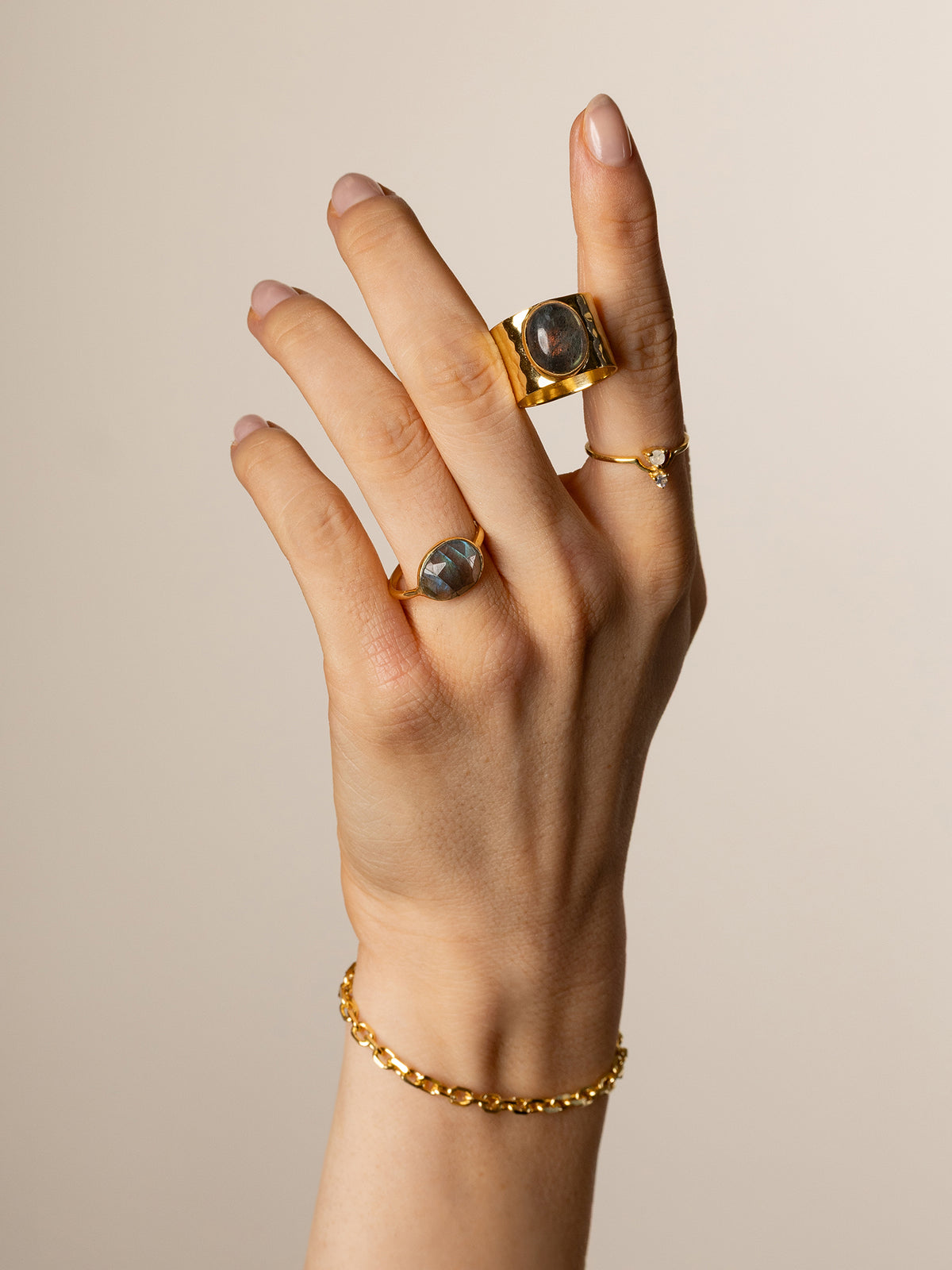 ANILLO VIR LABRADORITA