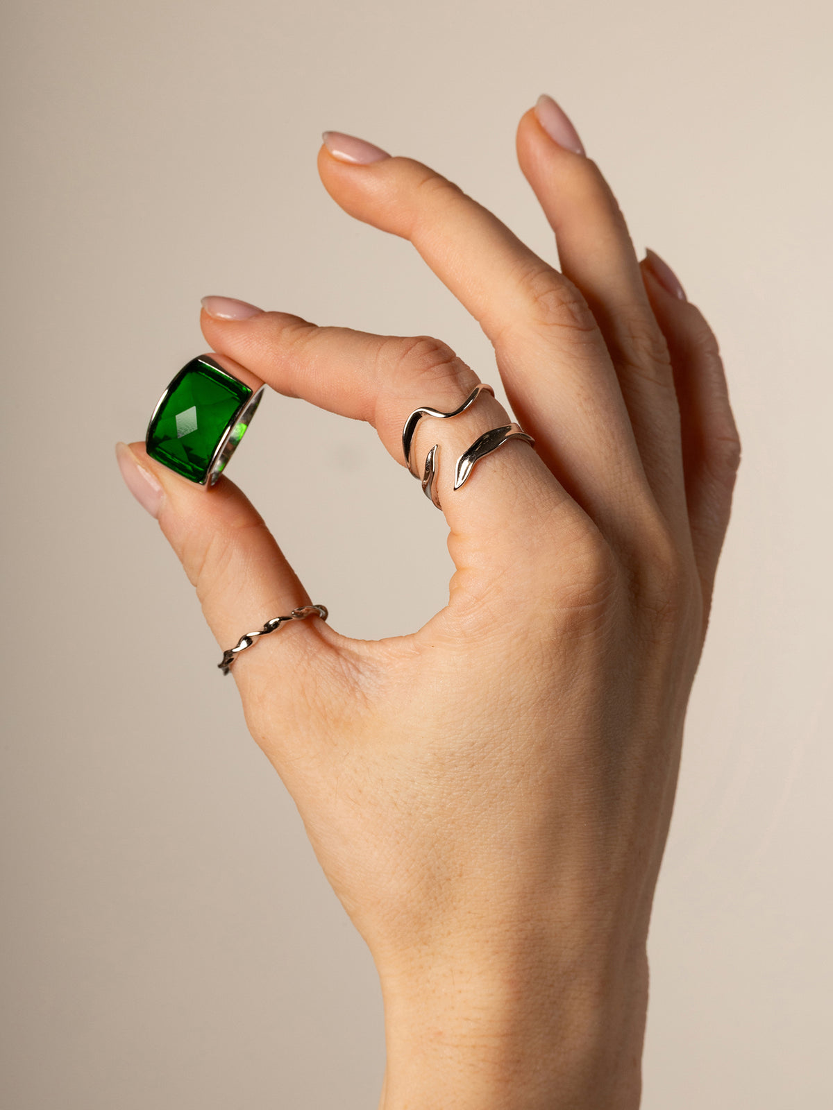 WIND GREEN ZIRCONIA SILVER RING