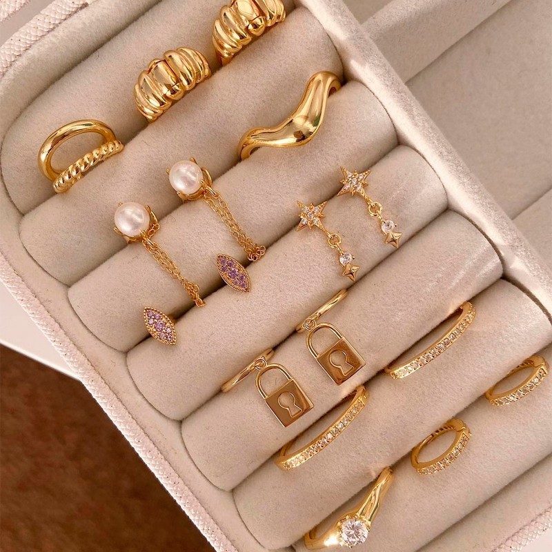 Amethyst Eye Gold Piercing 2