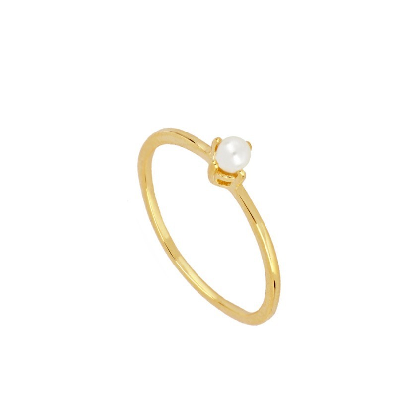 Mini Pearl Gold Ring_model