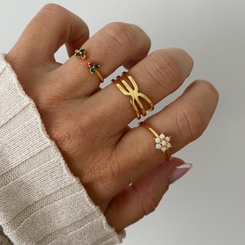 Anillo Potsdam Circonitas Oro 2