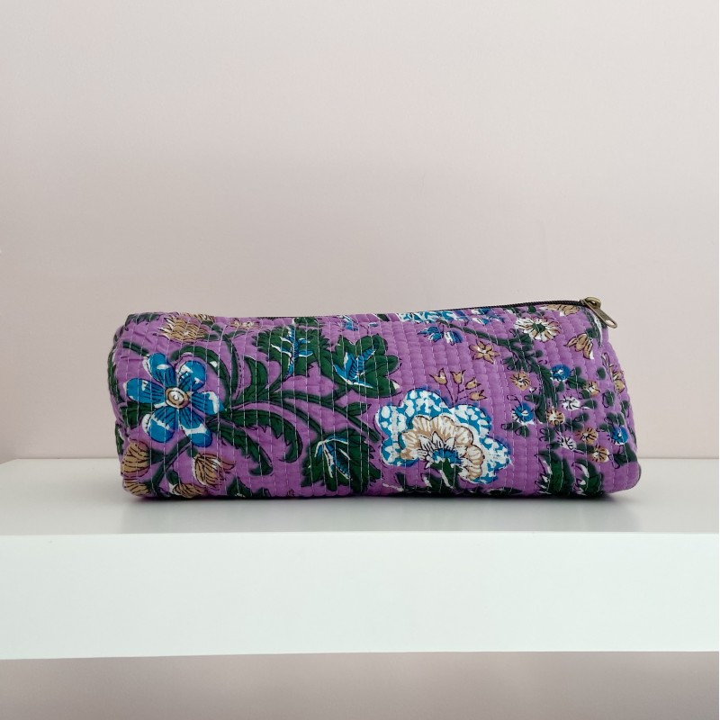 Oporto quilted toiletry bag