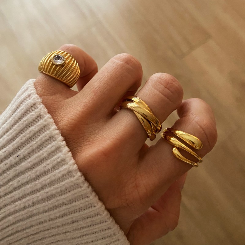 Marianne Gold Ring 2
