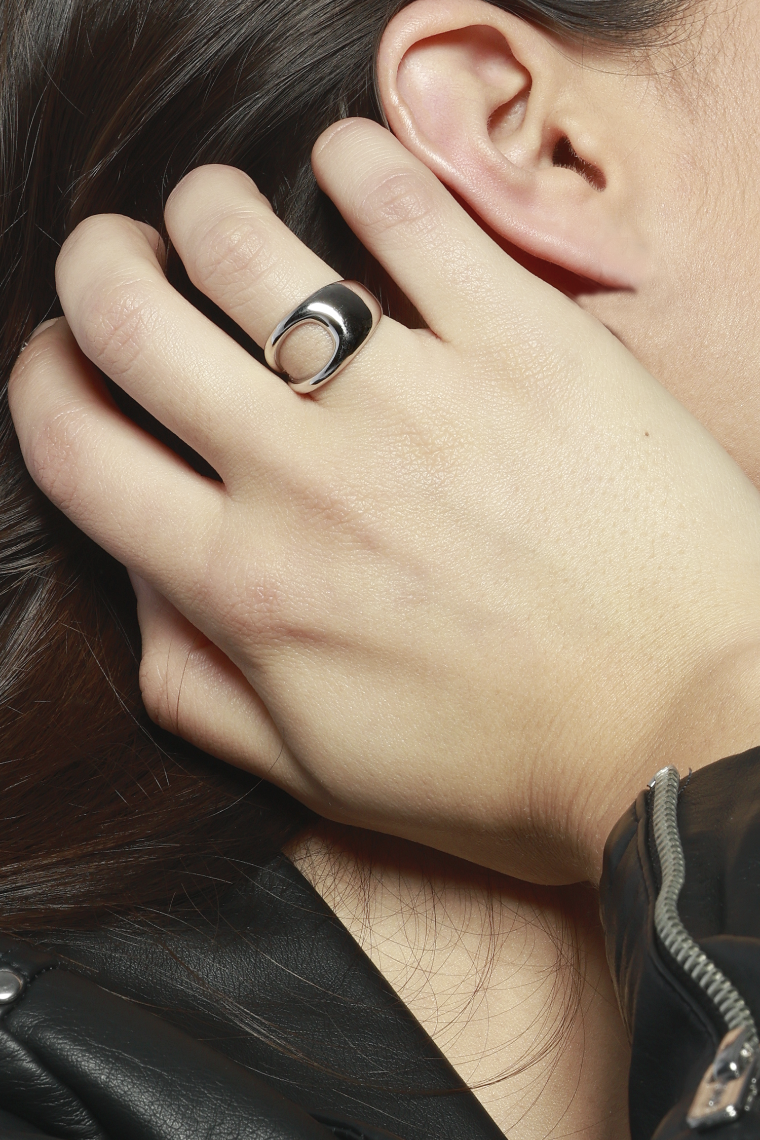 NEHA SILVER RING