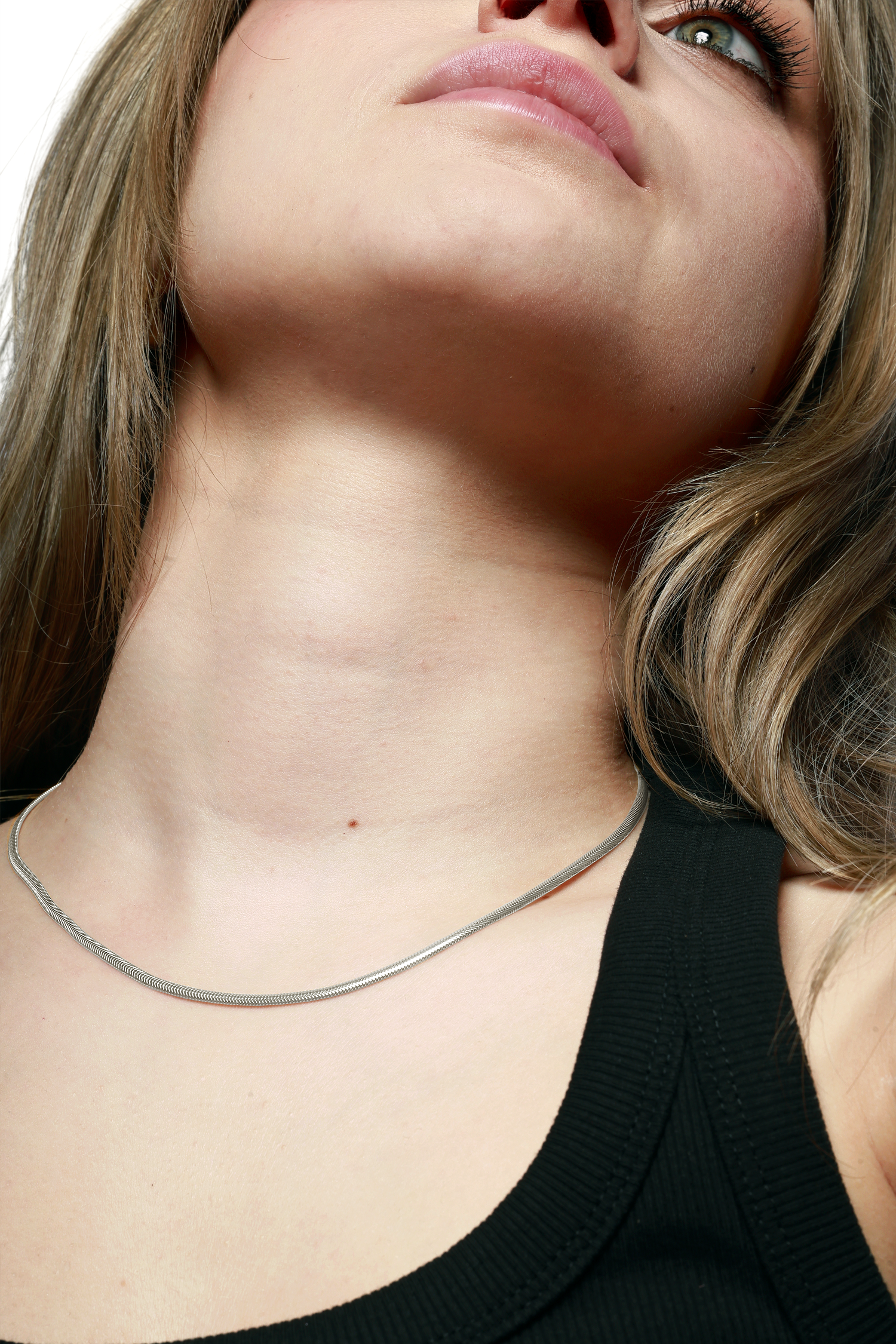 COLLAR NAIRA PLATA