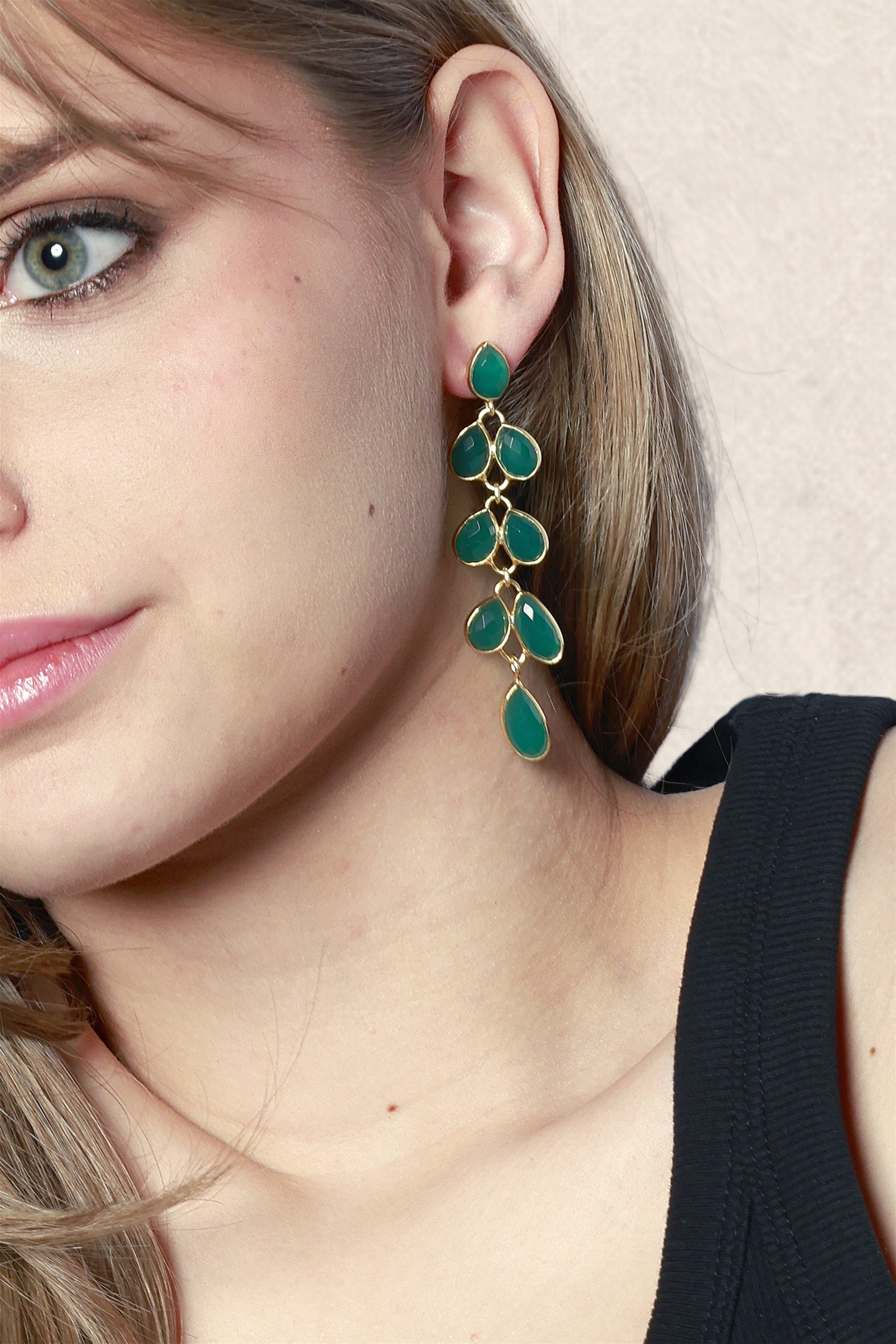 AUTUMN GREEN CHALCEDONY EARRINGS