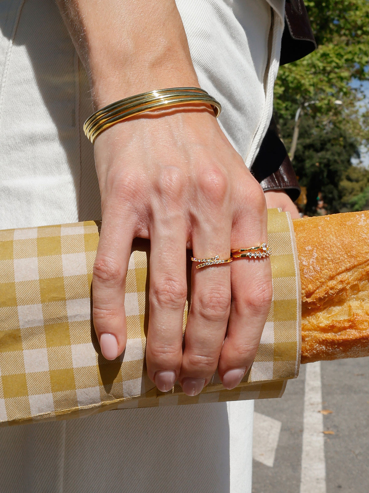 CLEO RING